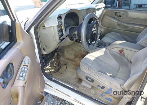 2000 GMC Jimmy Sle z USA, uszkodzony, nr VIN 1GKCS13WXY2288918